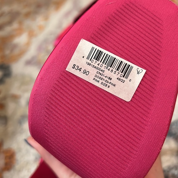 PINK PLATOFRM HEELS - Picture 2 of 2